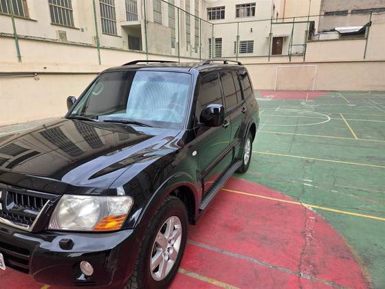 MITSUBISHI PAJERO FULL 3.2 HPE 4X4 16V TURBO INTERCOOLER DIESEL 4P AUTOMÁTICO